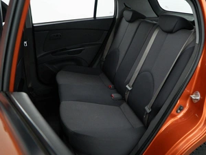 Хетчбэк Kia Rio 2011 года, 547077 рублей, Москва