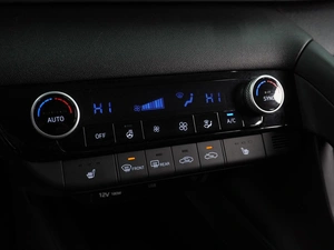 Седан Hyundai Elantra 2021 года, 2056000 рублей, Воронеж