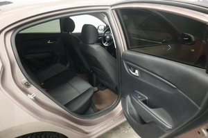 Седан Kia Rio 2020 года, 1740000 рублей, Курск