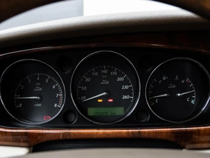 Седан Jaguar XJ 2003 года, 2120000 рублей, Краснодар