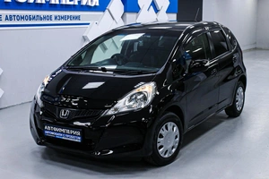 Хетчбэк Honda Fit 2013 года, 878000 рублей, Солонцы