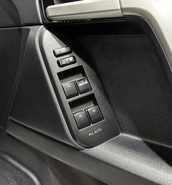 Внедорожник Toyota Land Cruiser Prado 2018 года, 4500000 рублей, Красноярск