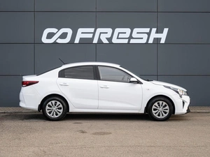Седан Kia Rio 2021 года, 1700000 рублей, Краснодар