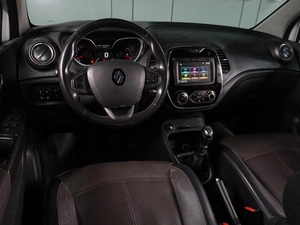 Внедорожник Renault Kaptur 2019 года, 1529000 рублей, Воронеж