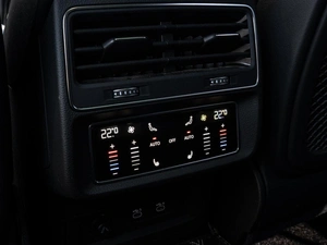 Внедорожник Audi Q8 2021 года, 9400000 рублей, Краснодар