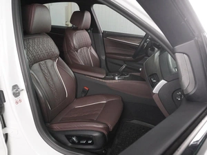 Седан BMW 5 серия 2019 года, 5300000 рублей, Минеральные Воды