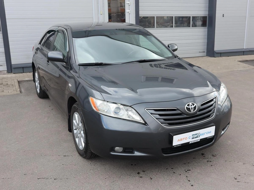 Седан Toyota Camry 2007 года, 1020000 рублей, Железногорск