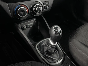 Хетчбэк Kia Rio 2014 года, 839900 рублей, Казань