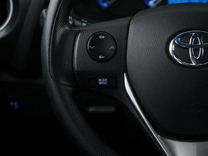 Хетчбэк Toyota Auris 2014 года, 1499050 рублей, Москва