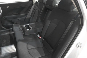 Седан Kia Optima 2017 года, 2349000 рублей, Новокузнецк