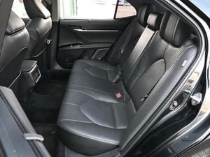 Седан Toyota Camry 2023 года, 3389000 рублей, Кирилловка