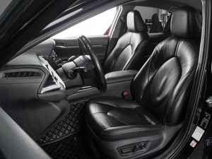 Седан Toyota Camry 2018 года, 2569000 рублей, Тюмень