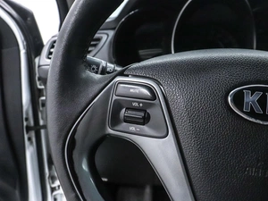 Седан Kia Rio 2016 года, 1080000 рублей, Красноярск