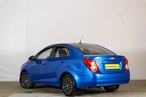 Седан Chevrolet Aveo 2015 года, 599000 рублей, Тюмень
