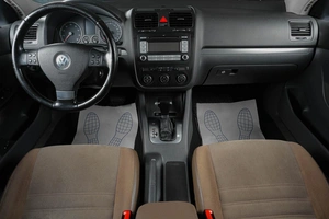 Седан Volkswagen Jetta 2008 года, 559000 рублей, Тюмень