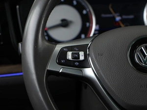 Внедорожник Volkswagen Touareg 2019 года, 4296900 рублей, Москва