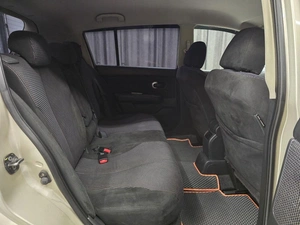 Хетчбэк Nissan Tiida 2010 года, 790000 рублей, Красноярск