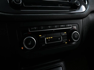 Внедорожник Volkswagen Tiguan 2013 года, 1720000 рублей, Волгоград