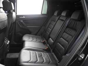 Внедорожник Volkswagen Tiguan 2021 года, 4200000 рублей, Омск