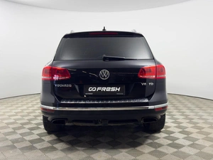 Внедорожник Volkswagen Touareg 2015 года, 2437100 рублей, Казань