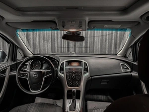 Хетчбэк Opel Astra 2011 года, 650000 рублей, Красноярск