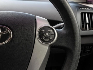 Лифтбек Toyota Prius 2011 года, 1365000 рублей, Краснодар