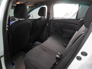 Хетчбэк Renault Sandero 2019 года, 1049000 рублей, Воронеж