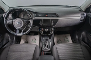 Хетчбэк Kia Rio X-Line 2019 года, 1499000 рублей, Томск