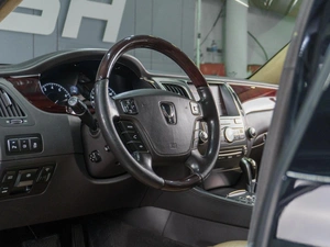 Седан Hyundai Equus 2011 года, 1699000 рублей, Сургут