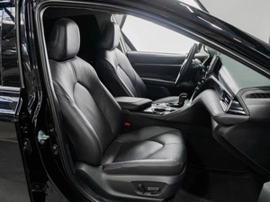 Седан Toyota Camry 2021 года, 2899000 рублей, Тюмень