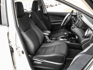 Внедорожник Toyota RAV4 2016 года, 1999000 рублей, Кирилловка
