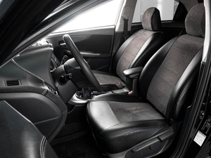 Седан Toyota Corolla 2011 года, 1279000 рублей, Тюмень