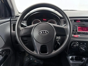 Седан Kia Rio 2010 года, 649000 рублей, Орёл