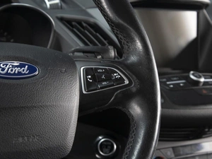 Внедорожник Ford Kuga 2017 года, 1280000 рублей, Омск