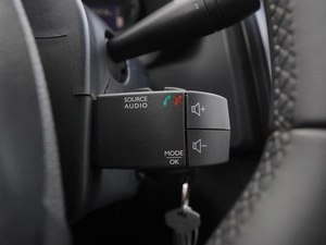 Седан Renault Logan 2016 года, 849000 рублей, Волгоград