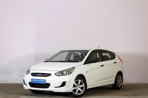 Хетчбэк Hyundai Solaris 2011 года, 949000 рублей, Тюмень