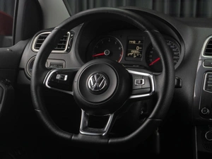 Седан Volkswagen Polo 2019 года, 1309000 рублей, Тюмень
