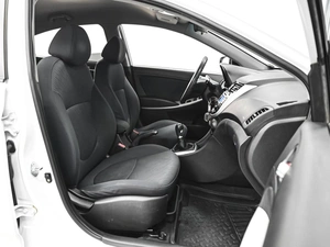 Седан Hyundai Solaris 2012 года, 749000 рублей, Ставрополь