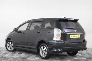 Минивэн Toyota Wish 2005 года, 769000 рублей, Кемерово
