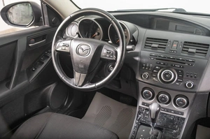 Седан Mazda 3 2011 года, 899000 рублей, Томск