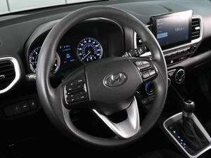 Внедорожник Hyundai Venue 2021 года, 1779000 рублей, Аксай