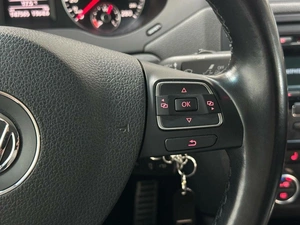 Седан Volkswagen Jetta 2012 года, 1081500 рублей, Красноярск