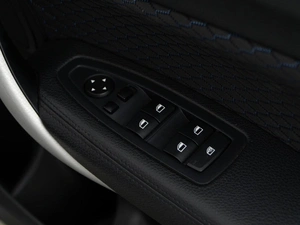 Хетчбэк BMW 1 серия 2015 года, 1495055 рублей, Москва