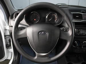 Лифтбек ВАЗ (LADA) Granta 2023 года, 670000 рублей, Омск