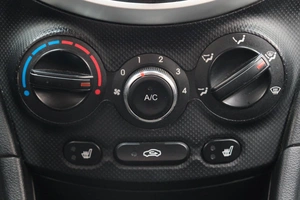 Седан Hyundai Solaris 2012 года, 789000 рублей, Омск