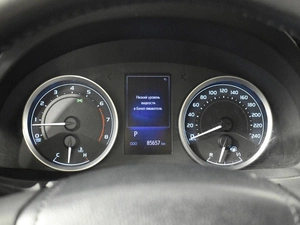 Седан Toyota Corolla 2018 года, 1698100 рублей, Казань