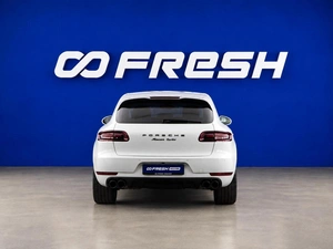 Внедорожник Porsche Macan Turbo 2015 года, 2700055 рублей, Москва