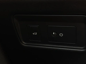Внедорожник Land Rover Range Rover Sport 2018 года, 7683000 рублей, Ижевск