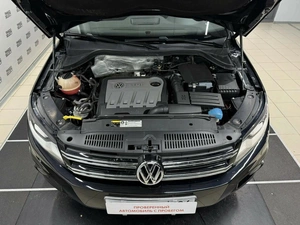 Внедорожник Volkswagen Tiguan 2012 года, 1390000 рублей, Красноярск