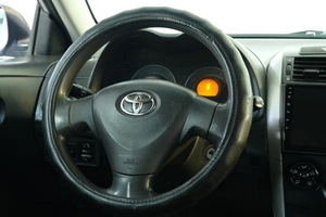 Седан Toyota Corolla 2006 года, 779000 рублей, Омск